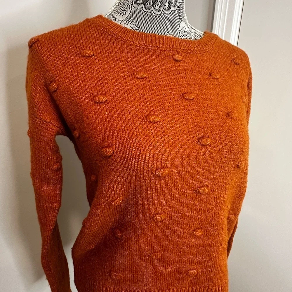 Love by Design XS Orange Embossed 3D Polka Dot Sweater. Soft, Comfortable. Warm.